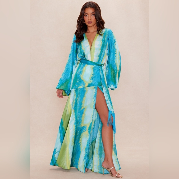 Fashion Nova Dresses & Skirts - Nova Luxe Maxi Dress